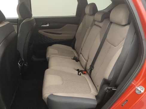 Used 2022 Hyundai Santa Fe SE FWD image 18