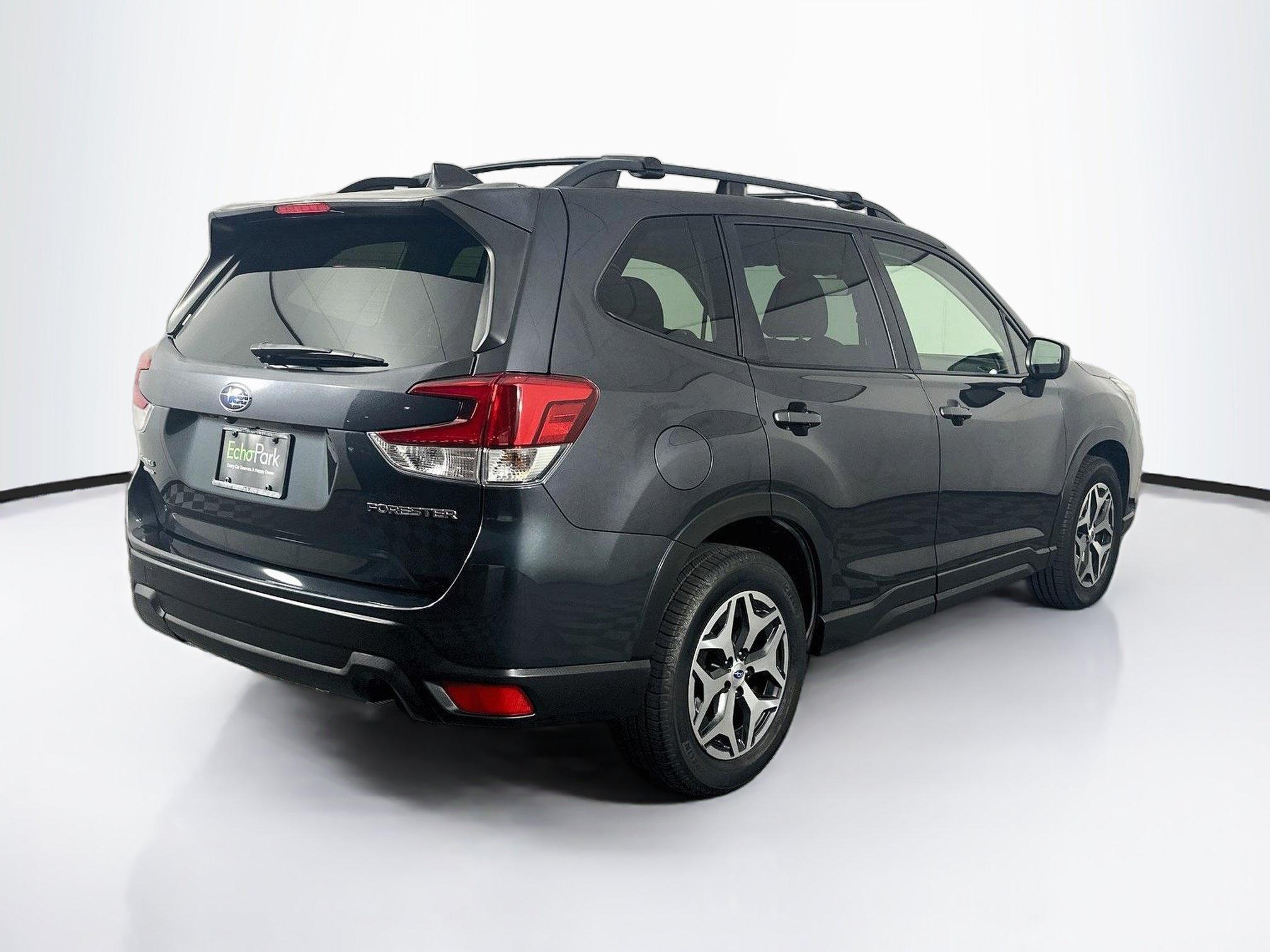 Used 2019 Subaru Forester Premium AWD/4WD image 9