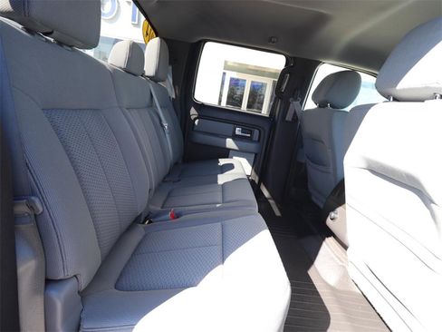 Used 2014 Ford F150 XLT w/ XLT Chrome Package image 19