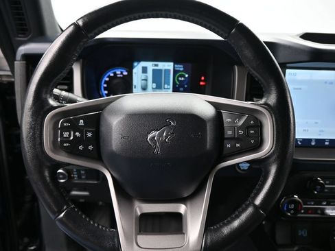 Used 2021 Ford Bronco Outer Banks AWD/4WD image 12