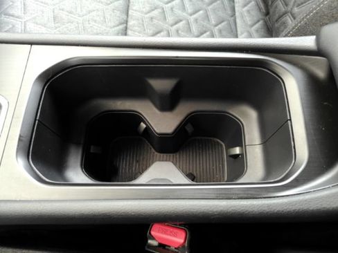 Used 2025 Nissan Kicks SV FWD image 44