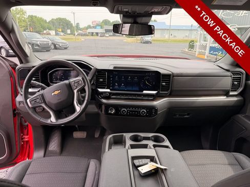 Used 2023 Chevrolet Silverado 1500 LT AWD/4WD image 16