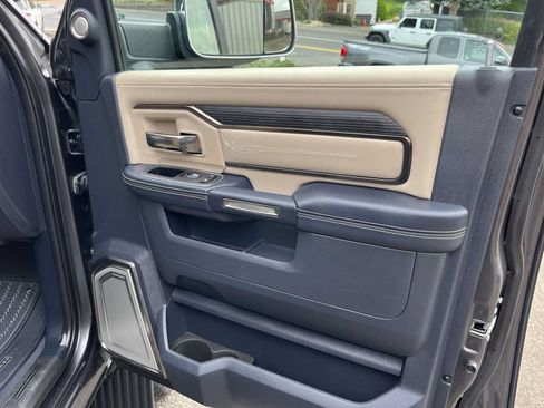 Used 2022 RAM 3500 Limited AWD/4WD image 17