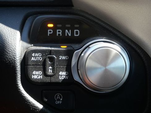 Used 2020 RAM 1500 Laramie AWD/4WD image 34