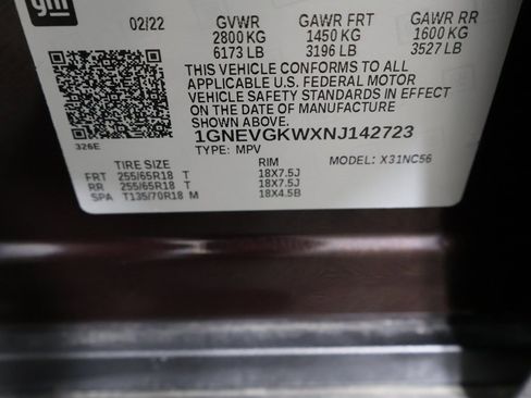 Used 2022 Chevrolet Traverse LT w/ LPO, Floor Liner Package image 53