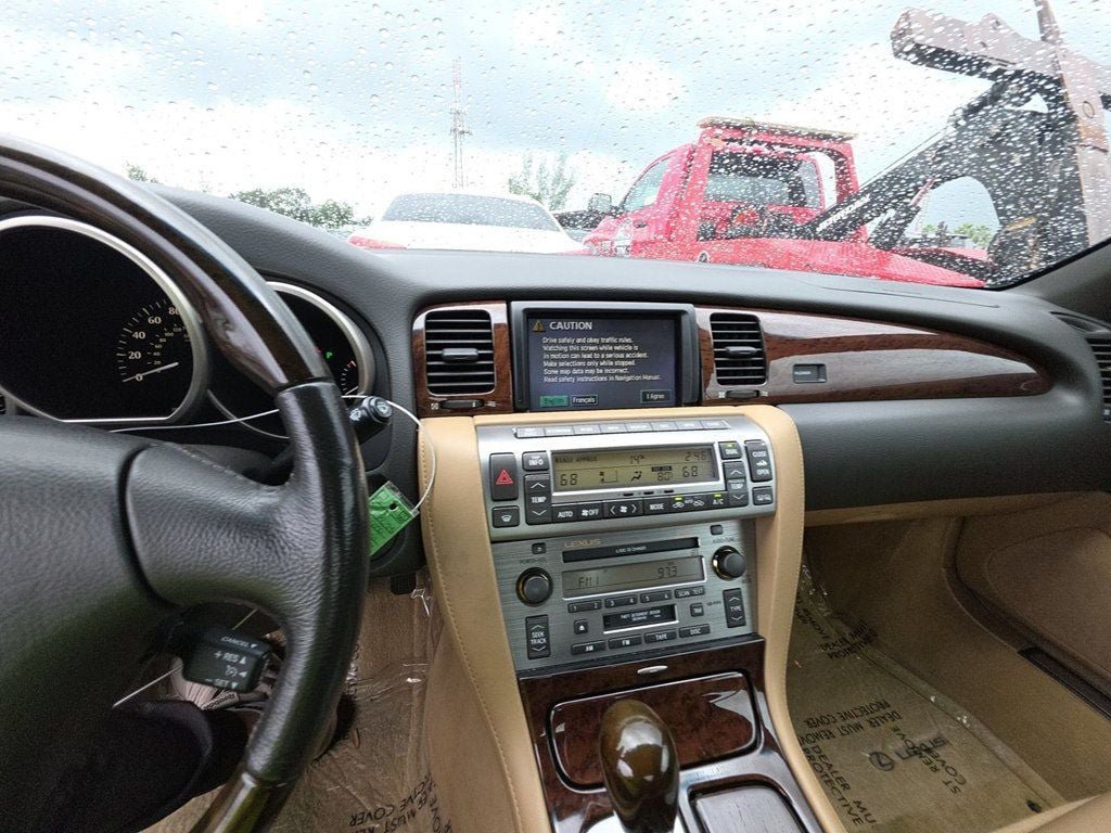 Used 2006 Lexus SC 430 Convertible w/ Preferred Accessory Pkg RWD image 7