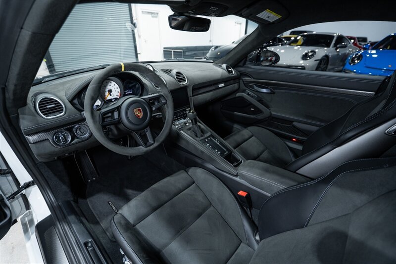Used 2023 Porsche 718 Cayman GT4 RS RWD image 18