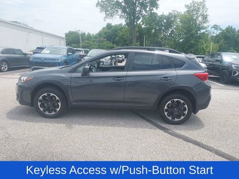 Used 2021 Subaru Crosstrek 2.0i Premium w/ Moonroof Package AWD/4WD image 4