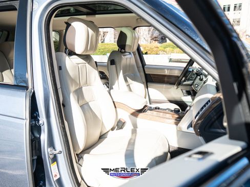 Used 2019 Land Rover Range Rover Supercharged image 17
