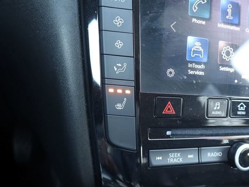 Used 2025 INFINITI QX50 Luxe image 16