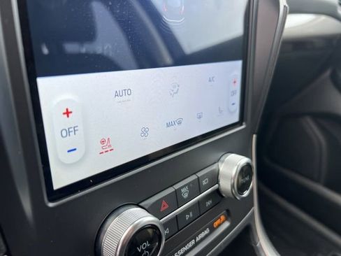 Certified 2024 Ford Edge SEL w/ Convenience Package image 14