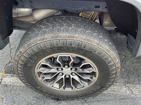 Used 2019 Chevrolet Colorado ZR2 AWD/4WD image 6
