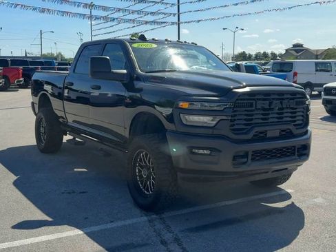 Used 2025 RAM 2500 Tradesman AWD/4WD image 9