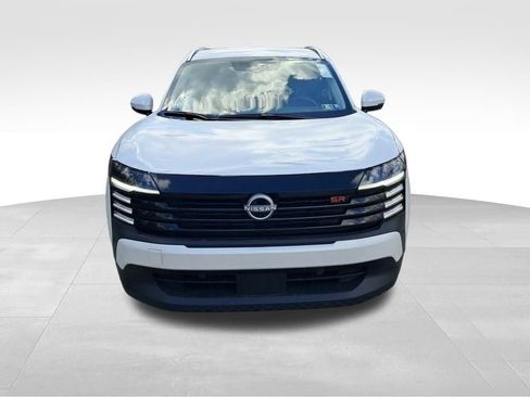 New 2025 Nissan Kicks SR image 9