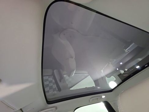 Used 2023 Land Rover Discovery Sport S AWD/4WD image 33
