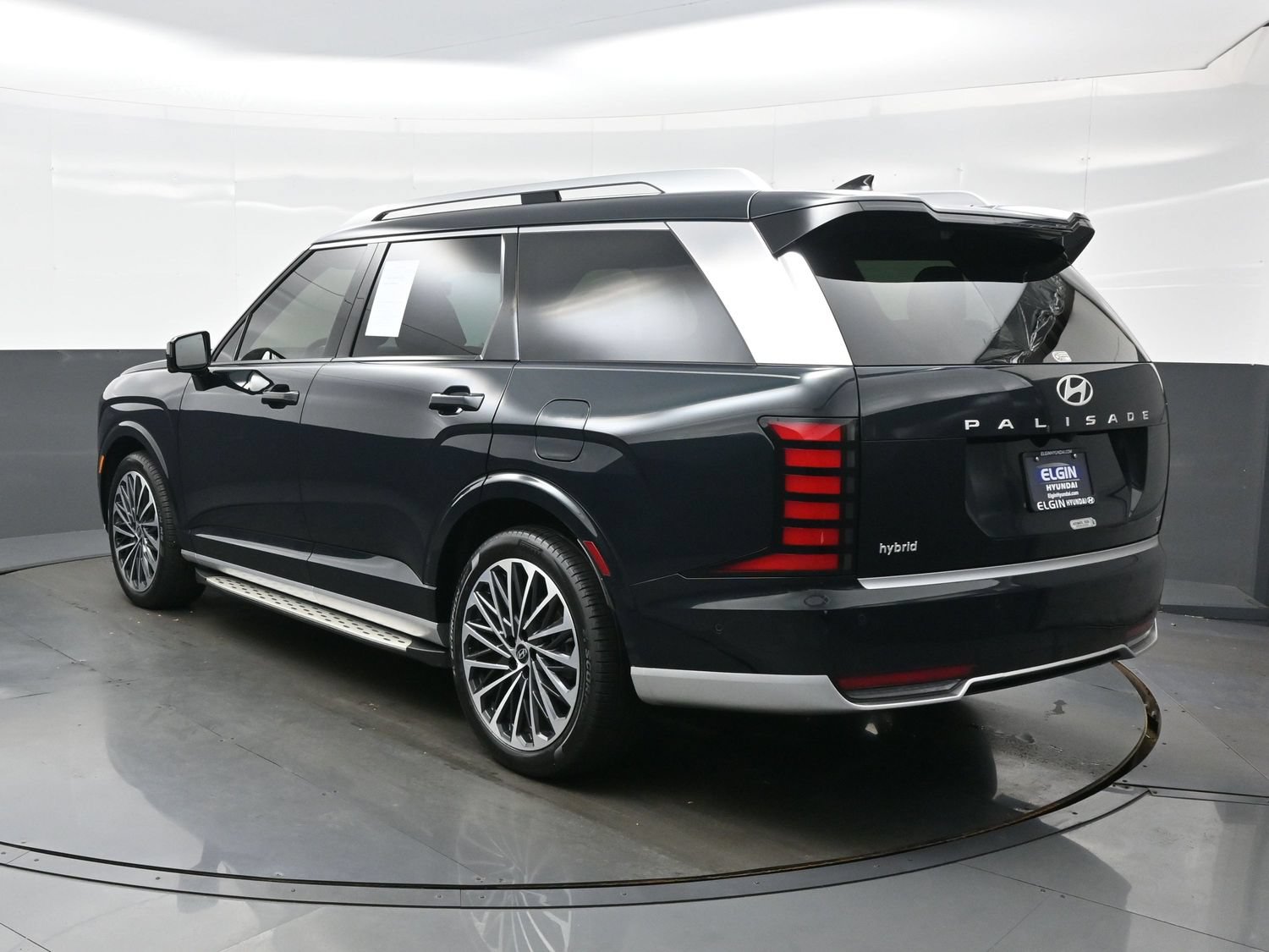 Certified 2026 Hyundai Palisade Calligraphy AWD/4WD image 4