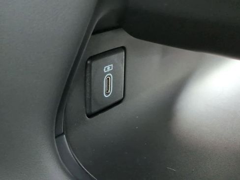 New 2026 Land Rover Range Rover Sport Dynamic SE image 32