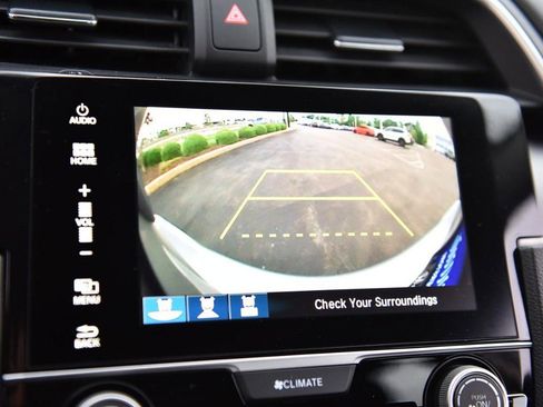 Used 2018 Honda Civic EX image 12