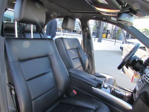 Used 2015 Mercedes-Benz E 350 Sedan image 28
