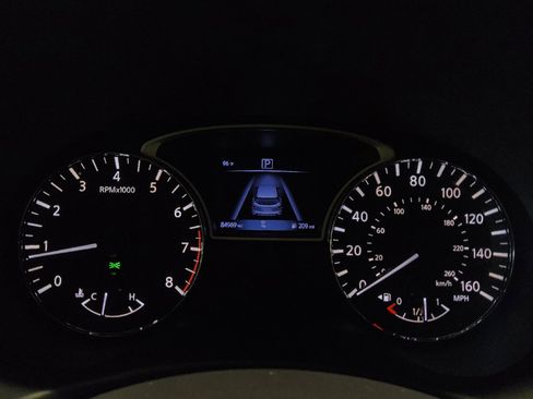 Used 2019 Nissan Pathfinder S FWD image 23