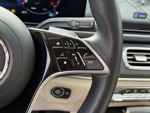 Used 2024 Mercedes-Benz GLE 450 4MATIC image 23