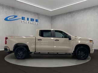 New 2026 Chevrolet Silverado 1500 Custom w/ Turbomax Blackout Package AWD/4WD video 2