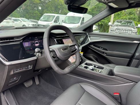 New 2025 Jeep Wagoneer S Limited image 29