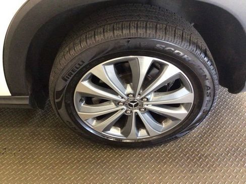 Used 2020 Mercedes-Benz GLE 350 4MATIC image 28