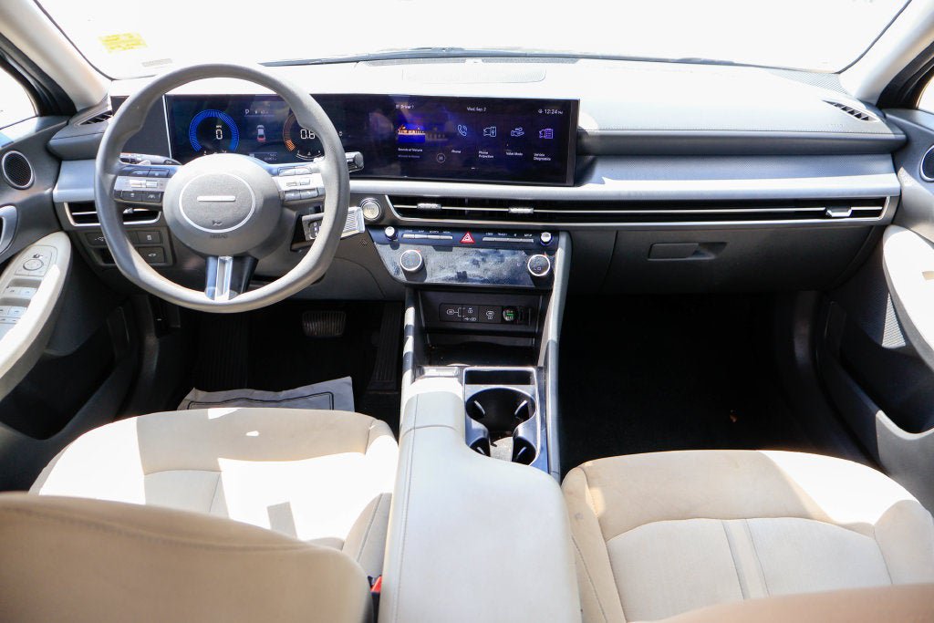 Used 2025 Hyundai Sonata SEL FWD image 6