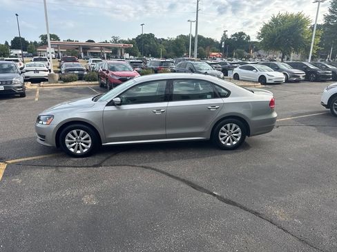 Used 2013 Volkswagen Passat 2.5 S FWD image 5