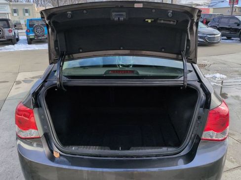 Used 2016 Chevrolet Cruze LT image 24