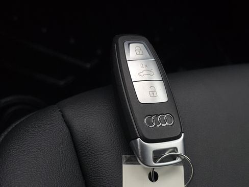 Certified 2023 Audi Q4 e-tron Premium Plus w/ Premium Plus image 27