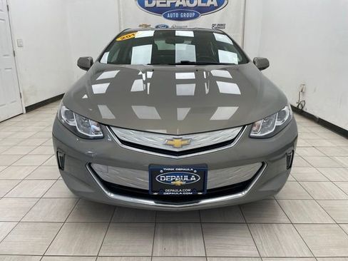 Used 2017 Chevrolet Volt LT w/ Comfort Package FWD image 18