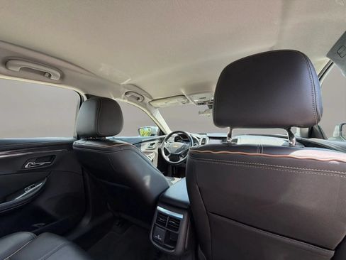 Used 2019 Chevrolet Impala Premier FWD image 30