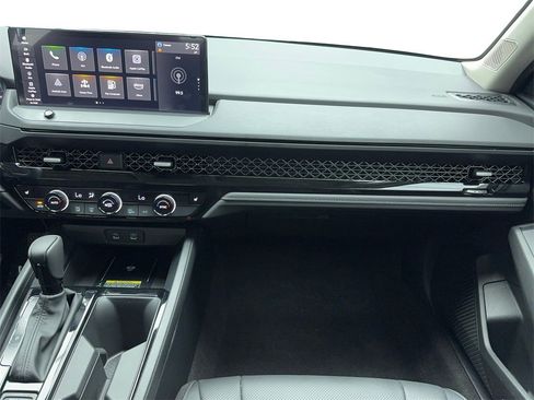 Used 2025 Honda Accord EX-L image 19