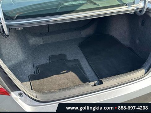 Used 2019 Honda Accord EX image 8