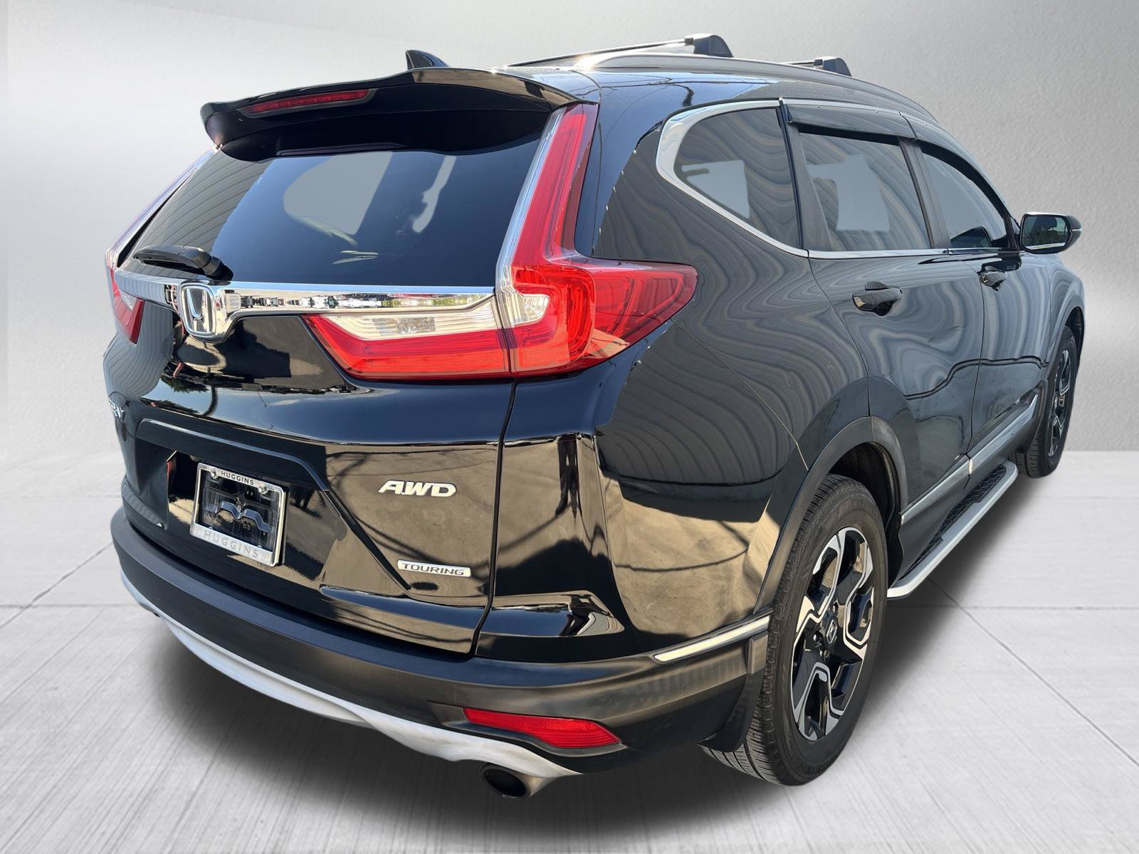 Used 2018 Honda CR-V Touring image 9