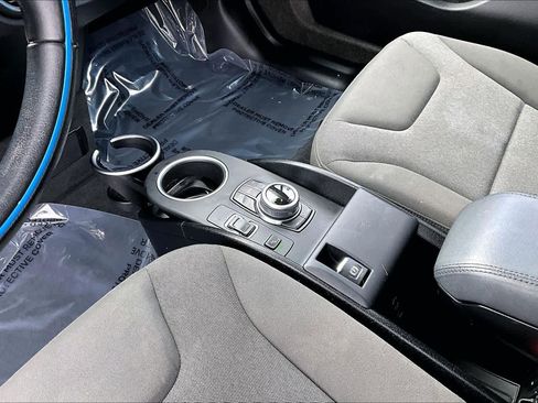 Used 2017 BMW i3 w/ Range Extender image 16