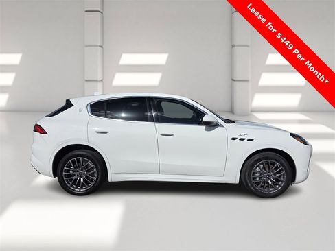 Used 2024 Maserati Grecale GT image 3