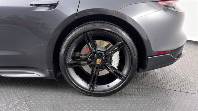 Used 2020 Porsche Taycan Turbo w/ Sportdesign Package AWD/4WD image 38
