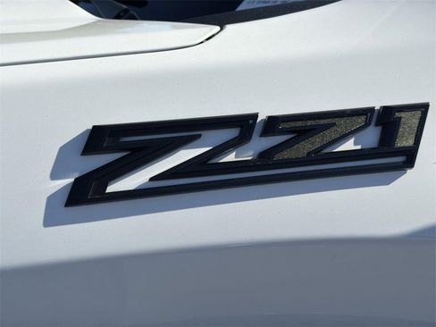 Used 2023 Chevrolet Silverado 1500 LT Trail Boss w/ Protection Package image 36