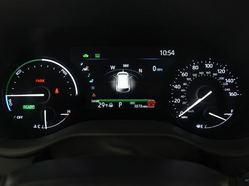 Used 2025 Toyota Sienna XLE image 30