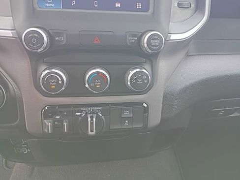 Used 2023 RAM 1500 Big Horn w/ Trailer Tow Group image 4