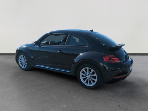 Used 2018 Volkswagen Beetle 2.0T S image 3