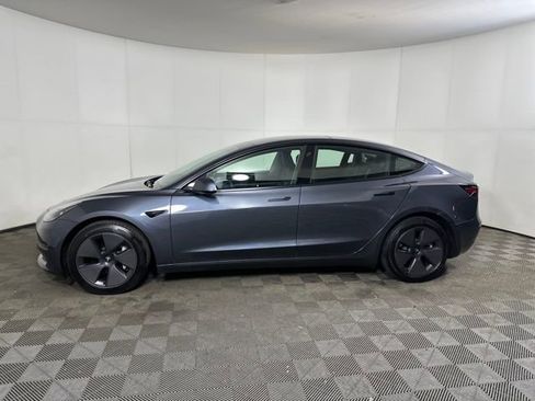 Used 2023 Tesla Model 3 Standard Range image 6