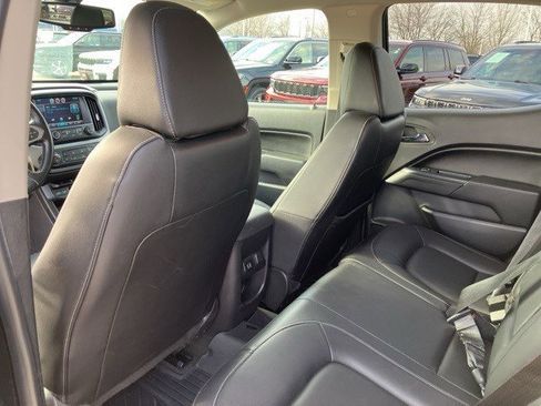 Used 2015 Chevrolet Colorado LT w/ Luxury Package image 21