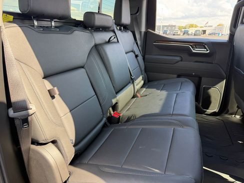 New 2026 GMC Sierra 1500 Elevation w/ Elevation Premium Package AWD/4WD image 39