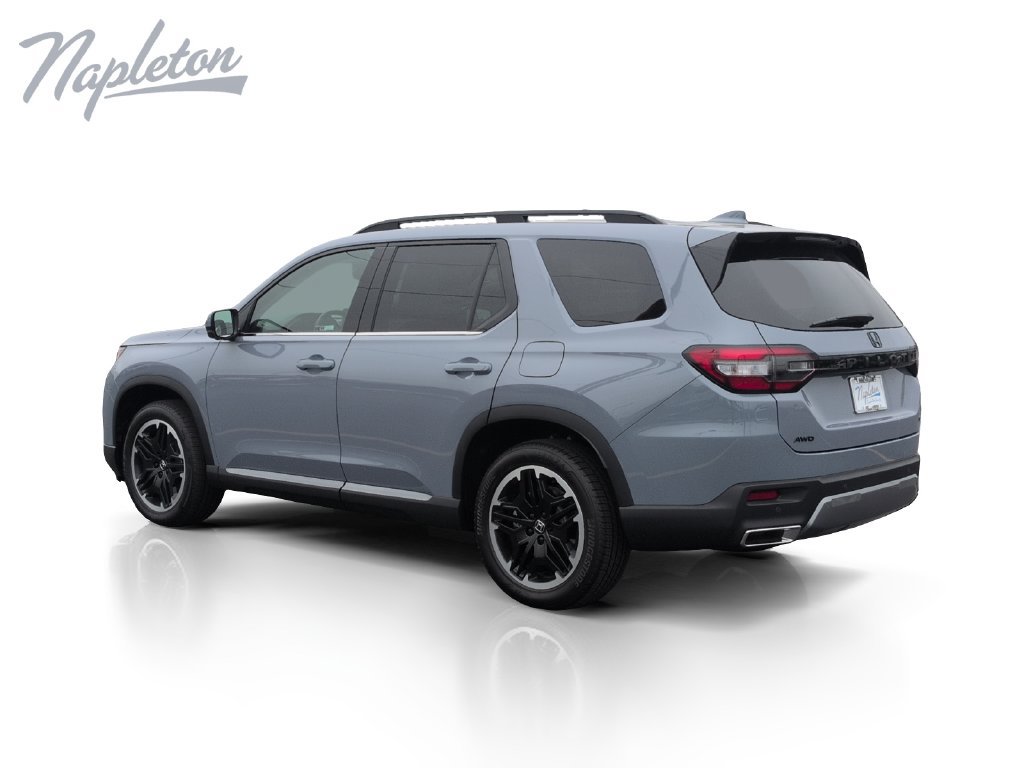 New 2026 Honda Pilot Touring image 3