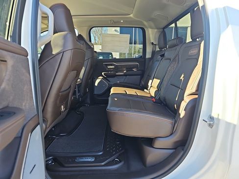 New 2026 RAM 1500 Limited w/ Trailer Tow Group image 15