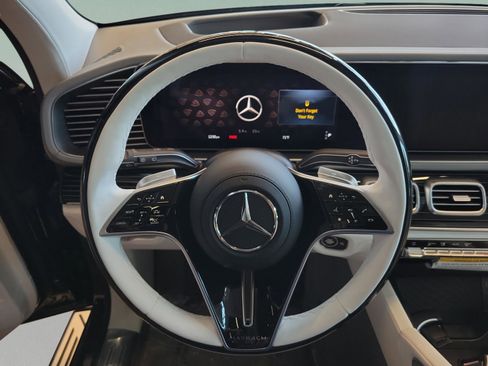 New 2026 Mercedes-Benz Maybach GLS 600 4MATIC image 22